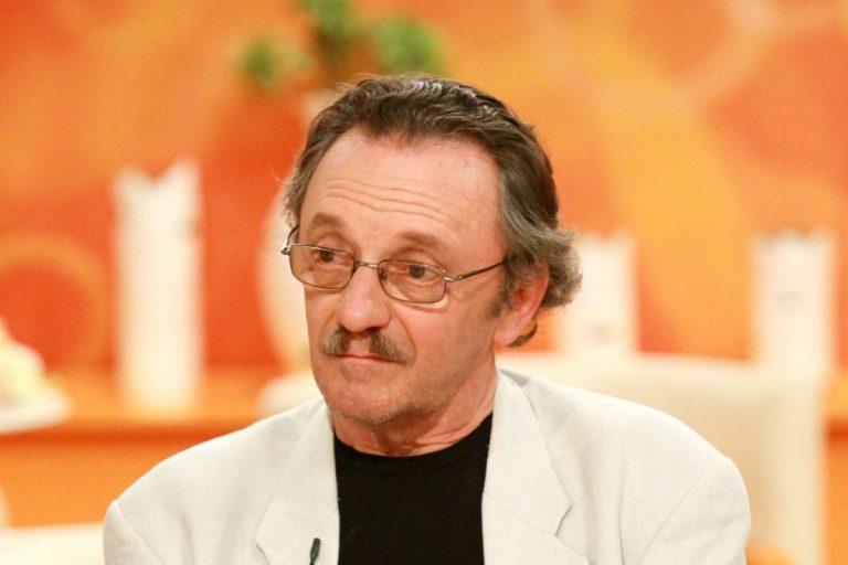 szacsvaylaszlo